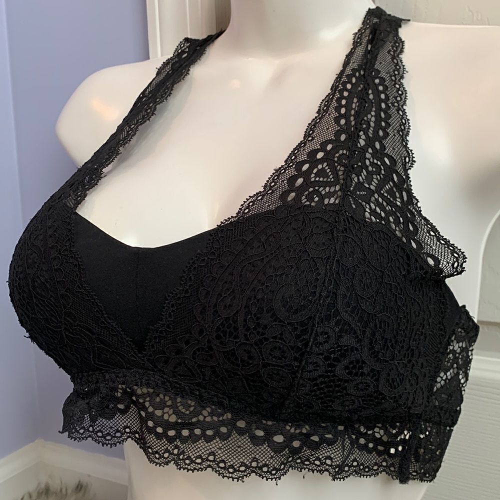 Live Love Dream Lace No Wire Lightly lined Pullover Bralette Bra M Black